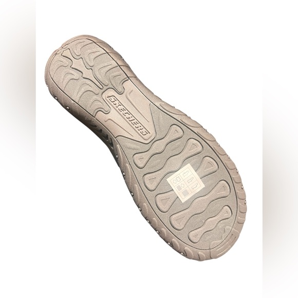 Skechers Reggae Outdoor Lifestyle Sandals - Women's Size 8 - NWT - Picture 2 of 3